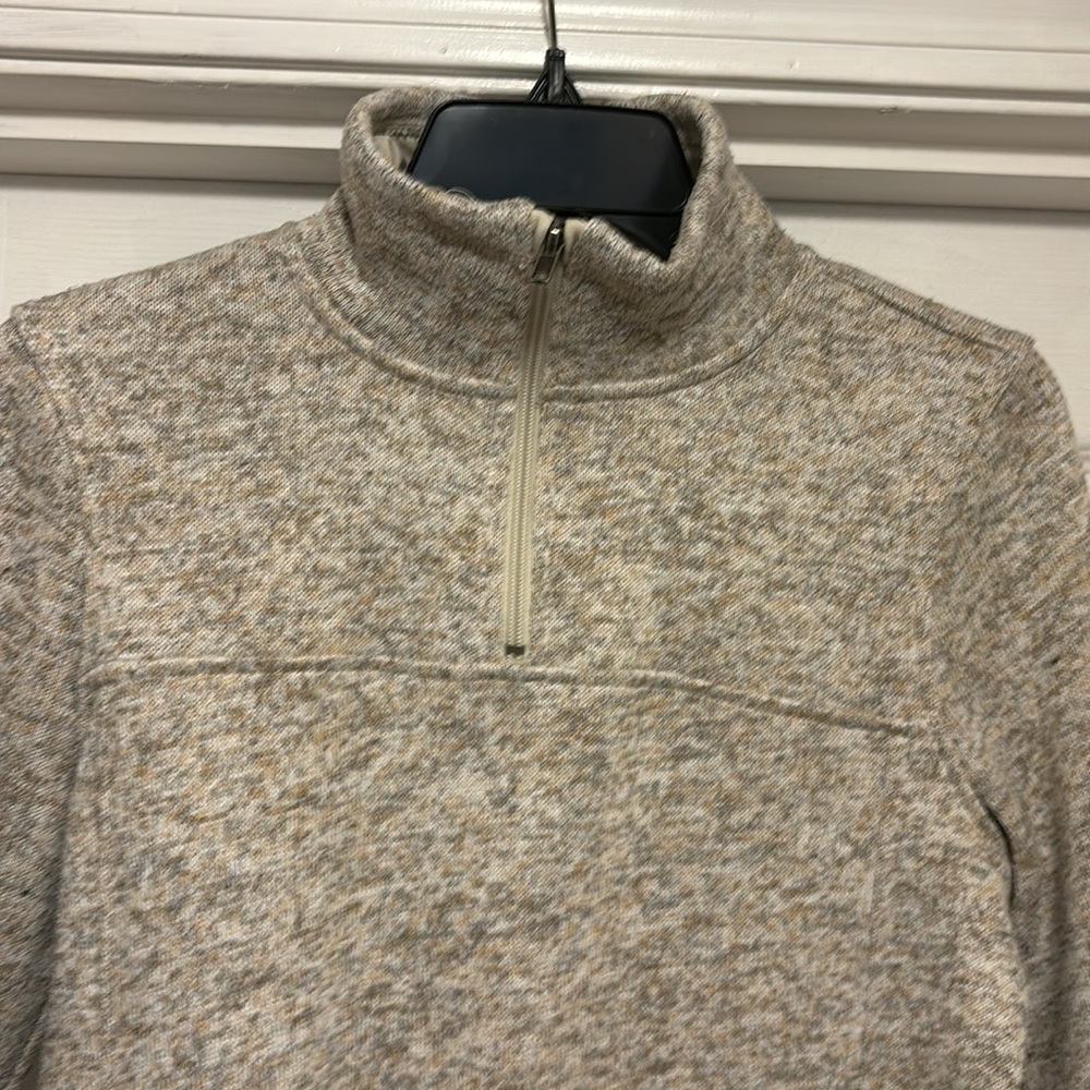Half zip pullover - Picture 2 of 5